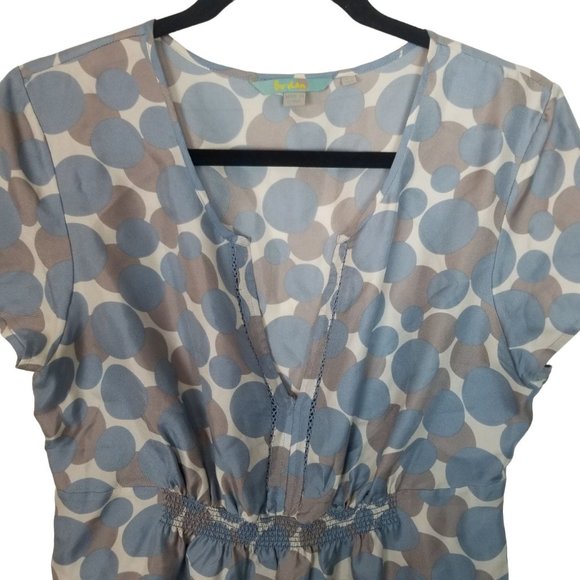 Boden Womens 8 Blue Gray Polka Dots Short Sleeves Smocked Silk Blouse Top - Picture 2 of 7